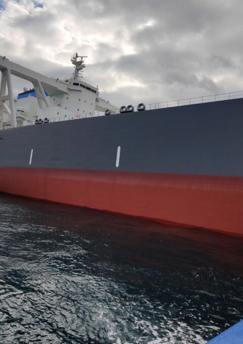 UNI:ON commercial vessel at the dock