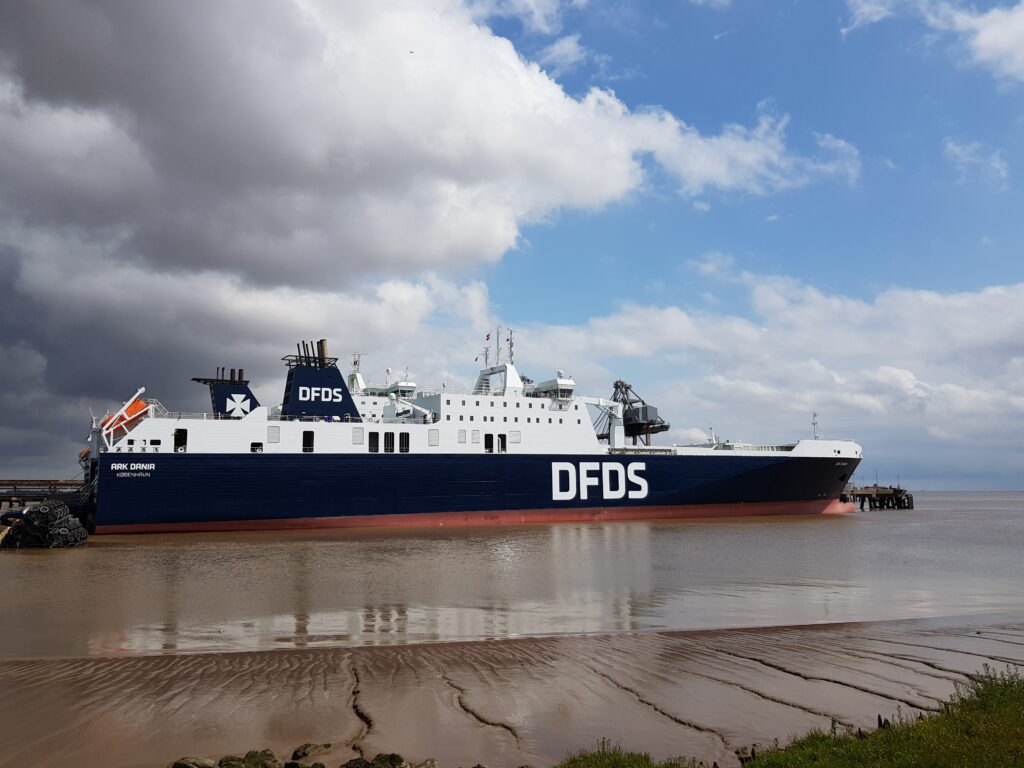 DFDS vessel